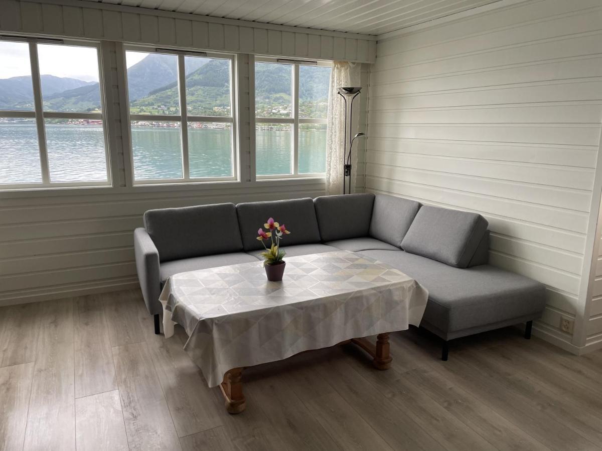Fjord Apartments Dimmelsvik Exteriör bild